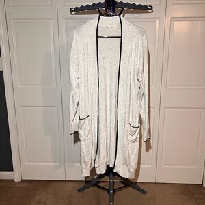 Women’s Large White and Black Cardigan